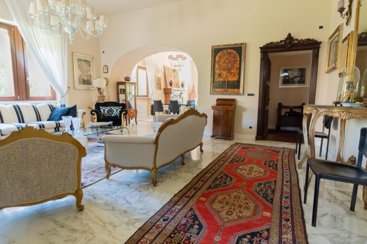 Villa Luisa บารี ภายนอก รูปภาพ
