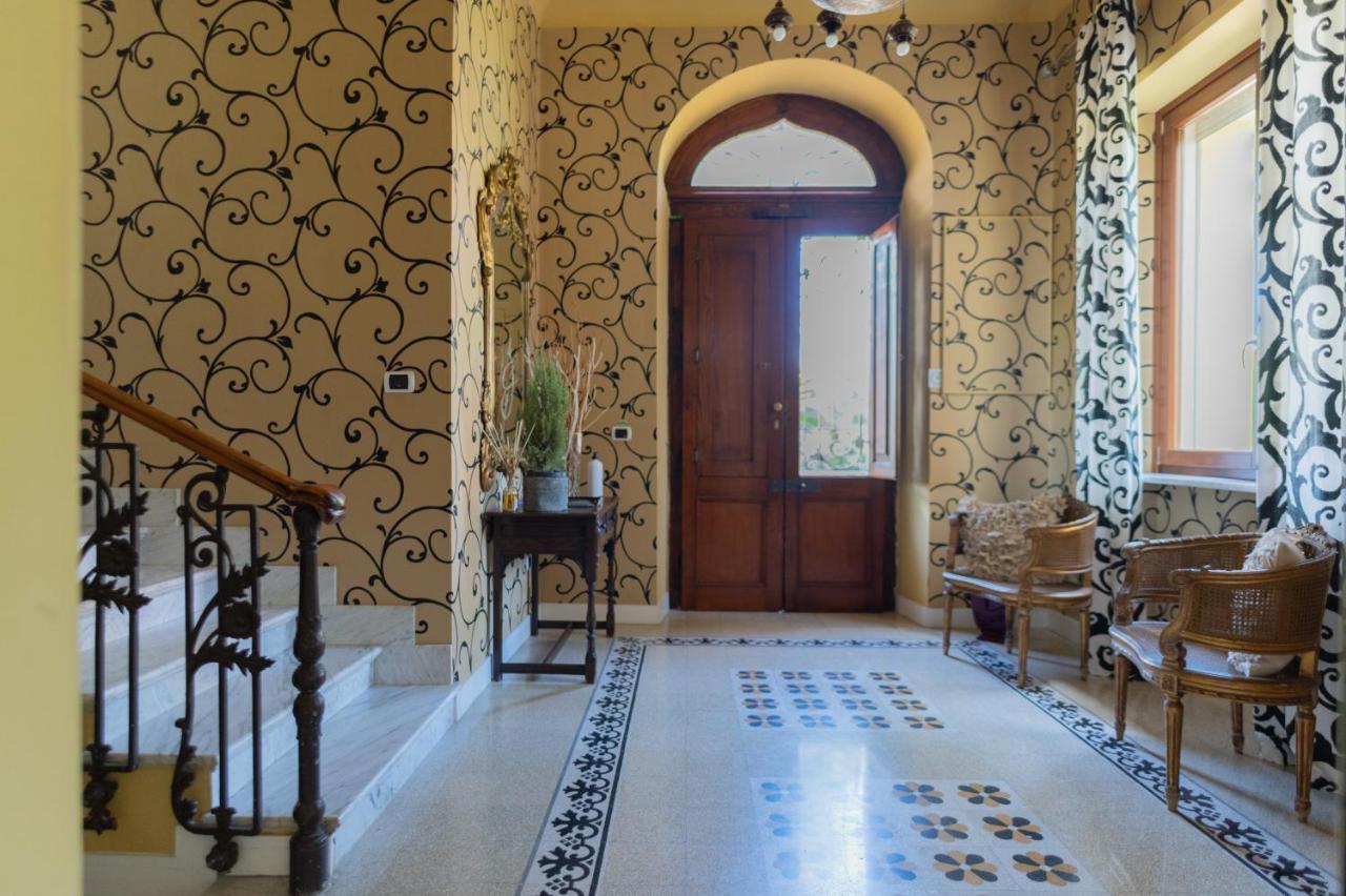 Villa Luisa บารี ภายนอก รูปภาพ