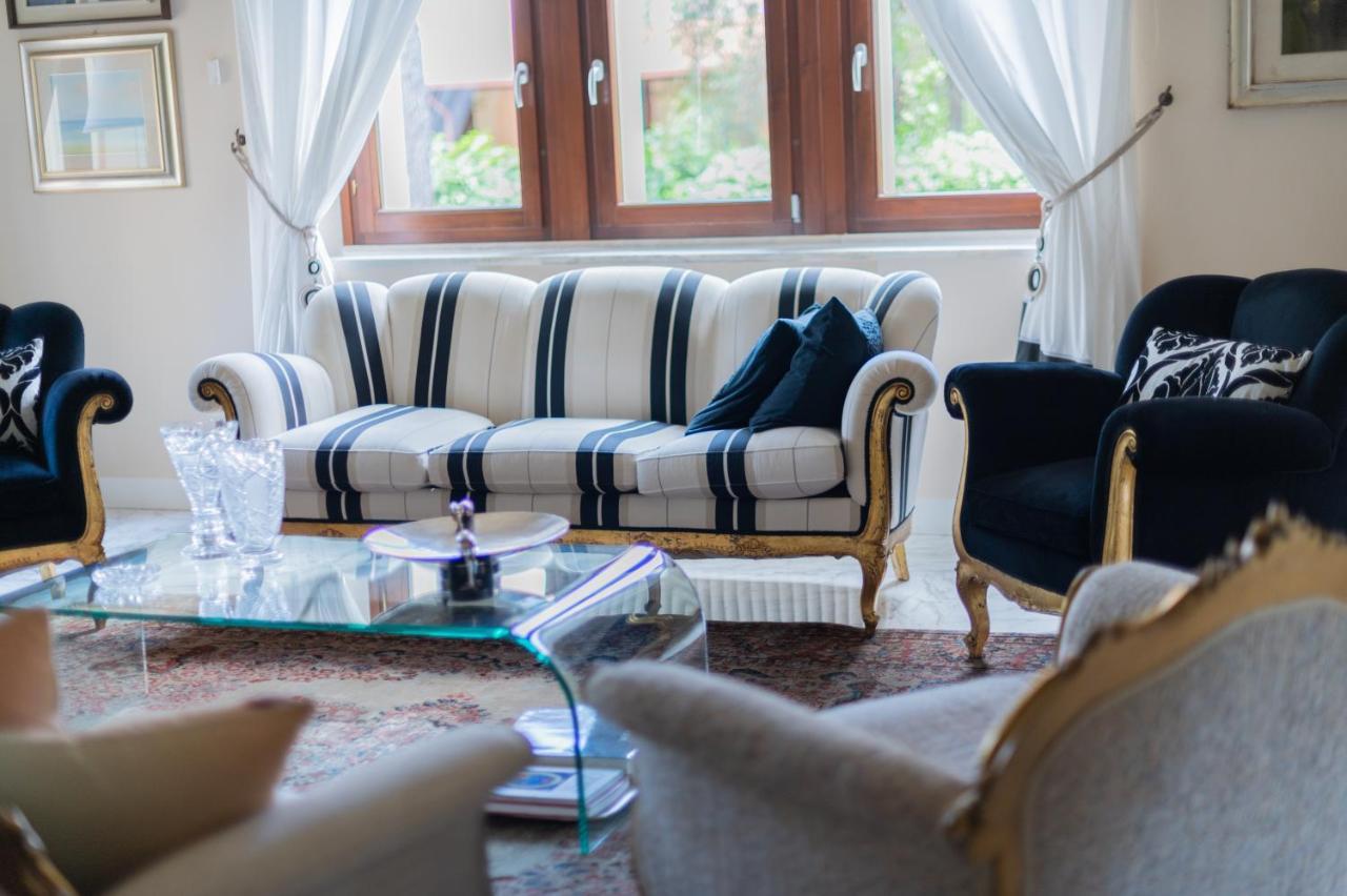 Villa Luisa บารี ภายนอก รูปภาพ